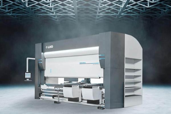 CLT Metal Service investeert in 2 gloednieuwe kantbanken